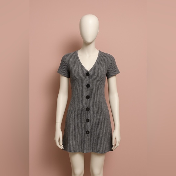 Zara Dresses & Skirts - 🖤 Preloved Zara Ribbed Button-Down Mini Dress 🖤